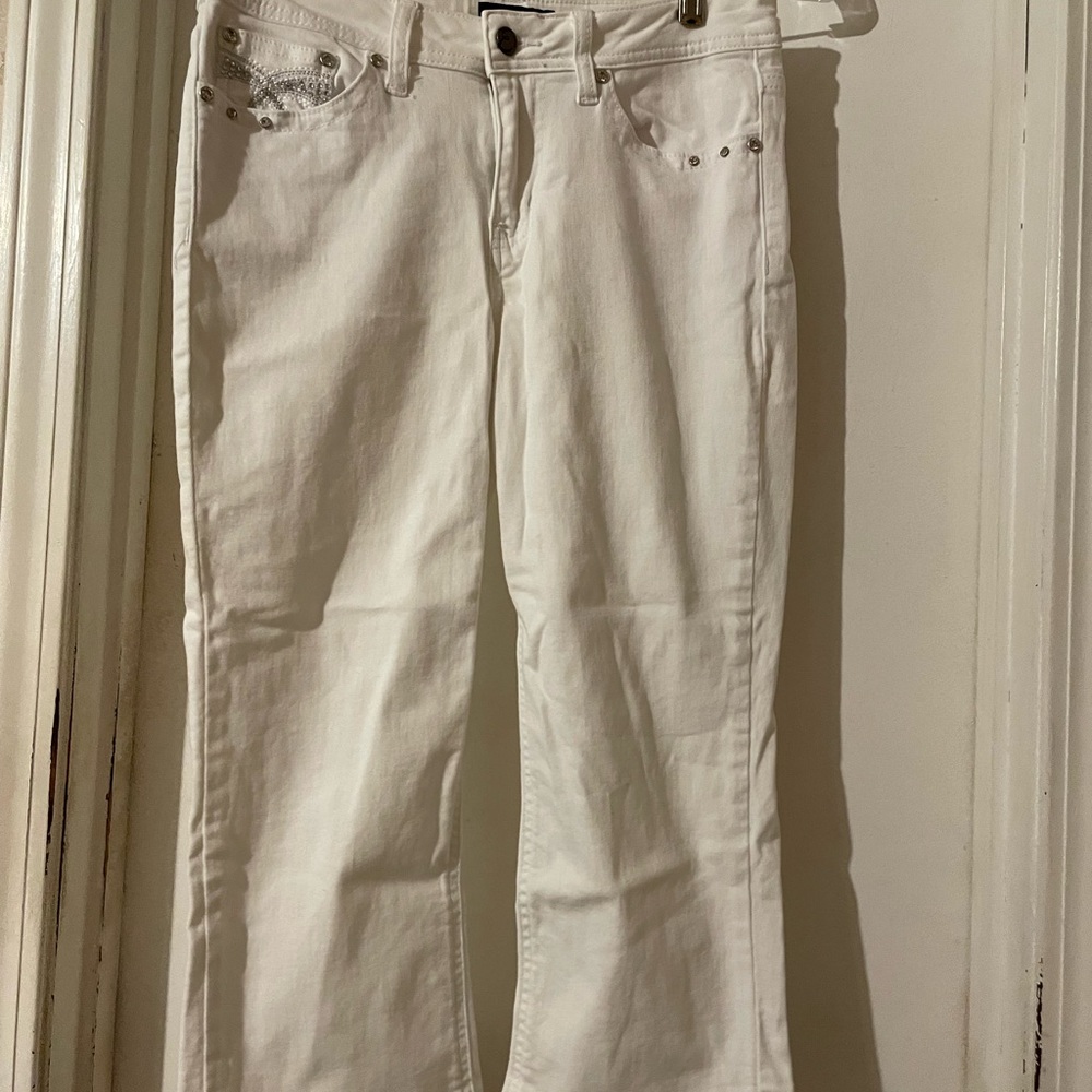 White capris - Picture 2 of 2